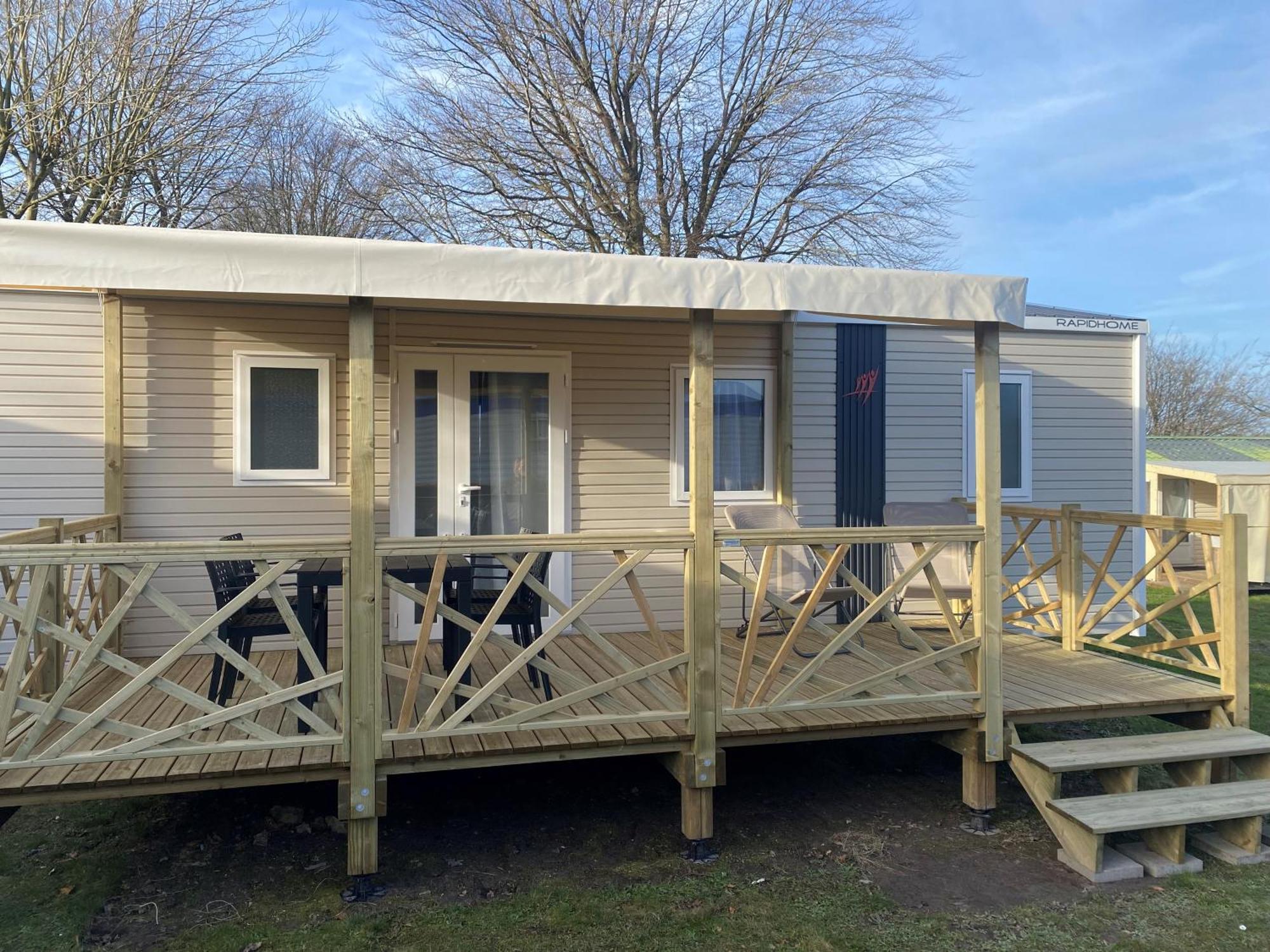 Camping Les Falaises De Toussaint Exterior foto